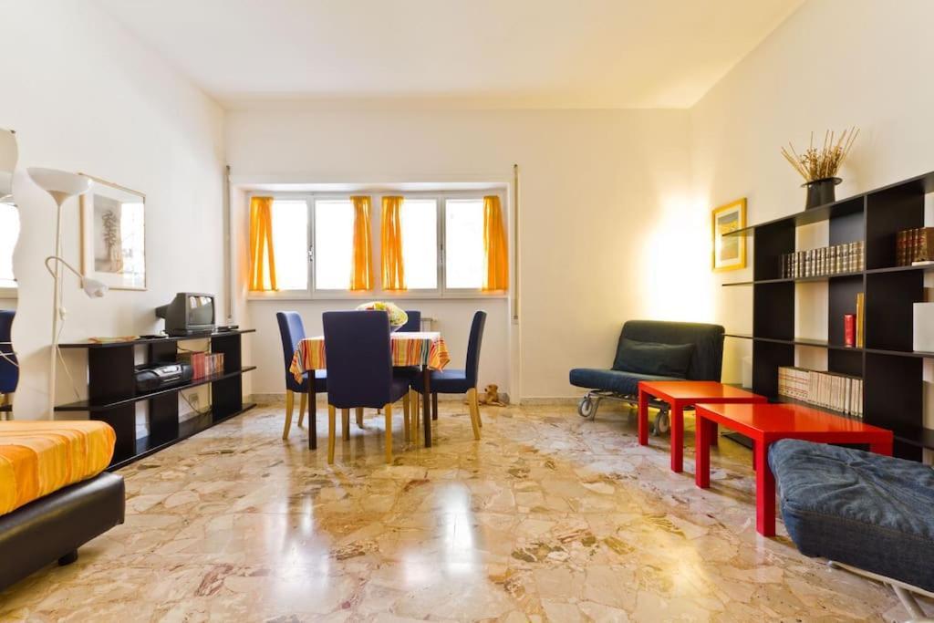 A Casa Di Pe' Casa Vacanze Rome Exterior photo